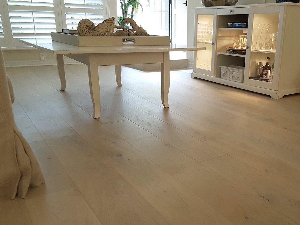 Monarch Plank, Prefinished Hardwood, Windsor Collection, 3.5mm Top Layer, Urethane Finish, Winterfold, 7-1/2” x 8”